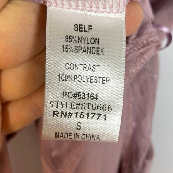 New, Le Lis Collection, Size Small, Pink Purple Mesh Flutter Sleeve Bodysuit - Picture 7 of 9